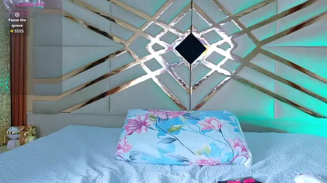 Snapshot of cattaleeyaa chatting on March 2026 09:32:02 PM cattaleeyaa online show from March 2026 09:32:02 PM