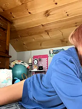 Snapshot of DanaeJustine chatting on October 2025 04:41:01 PM DanaeJustine online show from October 2025 04:41:01 PM