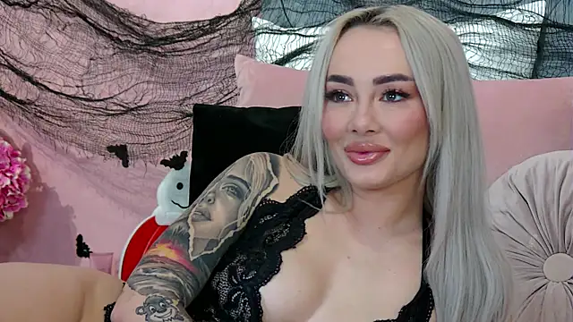 FrancescaMcGray online show from November 2025 09:11:01 AM