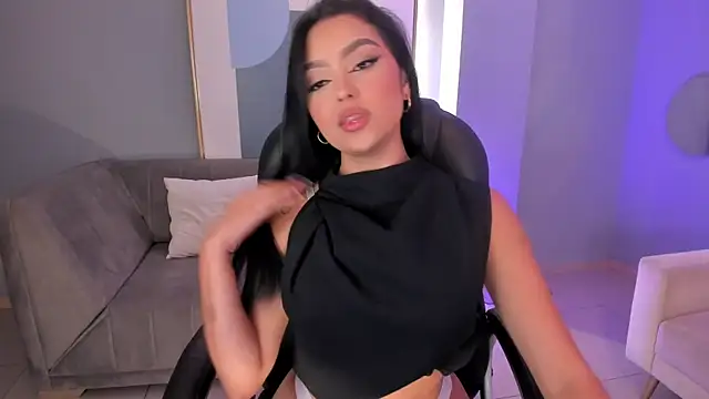 Snapshot of sarawinstone chatting on January 2025 10:44:01 PM sarawinstone online show from January 2025 10:44:01 PM