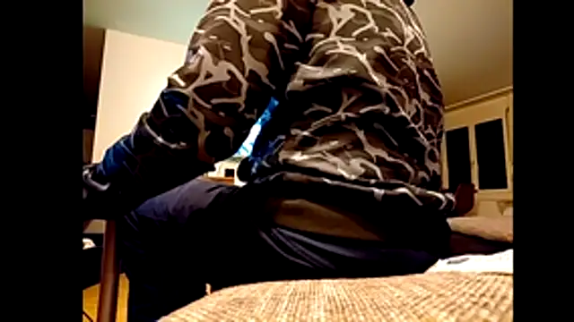 Snapshot of Pegg-fist-me chatting on November 2025 03:12:02 AM Pegg-fist-me online show from November 2025 03:12:02 AM