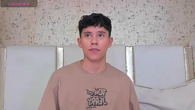 Snapshot of Angel_esteban_fx chatting on January 2025 03:55:01 AM Angel esteban fx online show from January 2025 03:55:01 AM