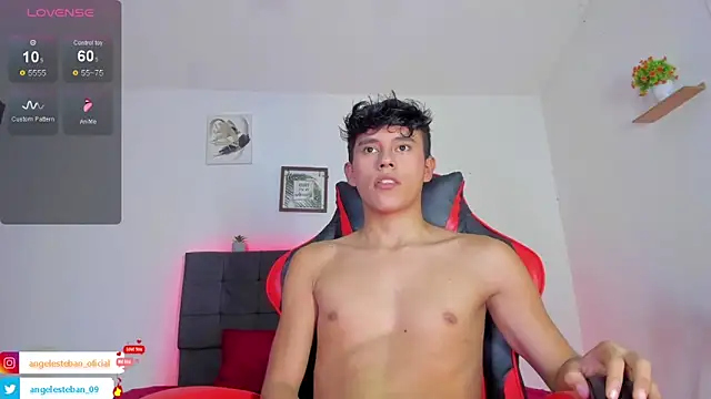 Angel esteban fx online show from October 2025 04:01:02 AM