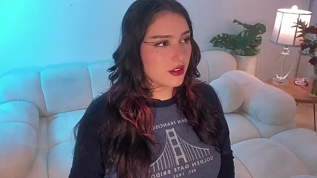 Snapshot of freya_bella_ chatting on March 2025 04:27:01 AM freya bella online show from March 2025 04:27:01 AM