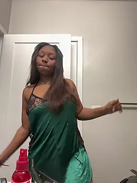 symone4u online show from December 2024 02:52:01 AM