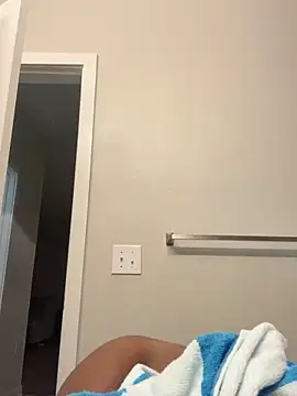 symone4u online show from February 2025 08:40:01 AM