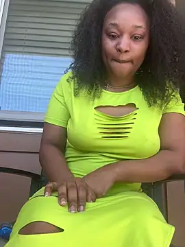 symone4u online show from March 2025 07:17:01 PM