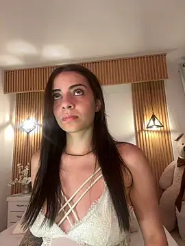 hannacruzsj online show from May 2026 03:24:01 AM