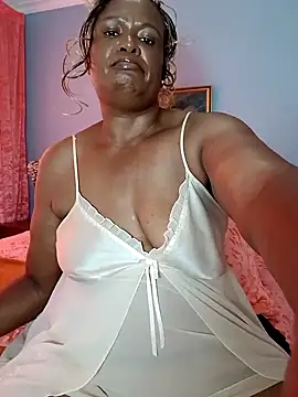 Snapshot of TALLNSEXY48 chatting on February 2025 07:52:02 AM TALLNSEXY48 online show from February 2025 07:52:02 AM