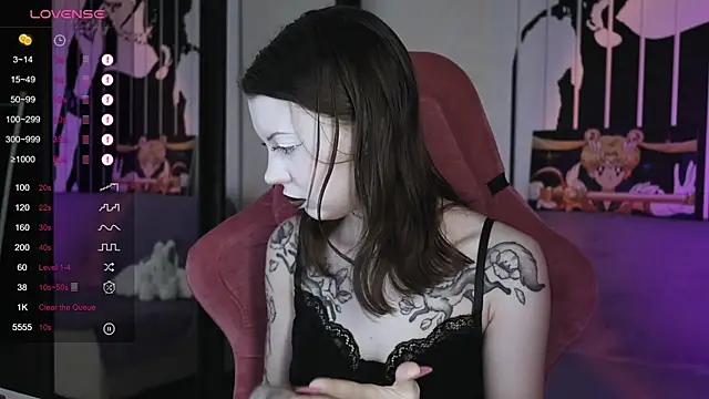Snapshot of prettybones chatting on January 2025 06:22:02 AM prettybones online show from January 2025 06:22:02 AM