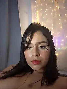 Snapshot of Juanelopez1 chatting on December 2024 06:09:02 AM Juanelopez1 online show from December 2024 06:09:02 AM