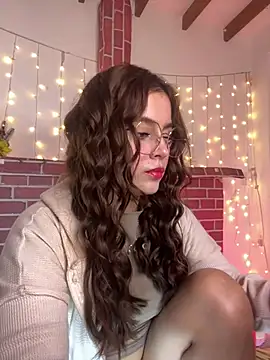 Juanelopez1 online show from February 2026 12:09:02 AM