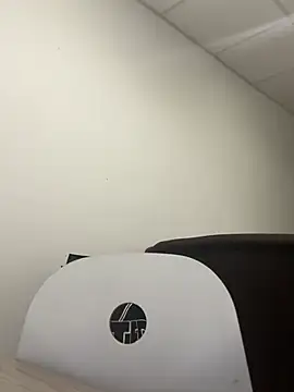 Snapshot of MaraNightmare chatting on February 2025 04:10:02 PM MaraNightmare online show from February 2025 04:10:02 PM