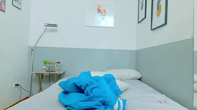 Snapshot of daddys_little_princesss chatting on October 2025 11:42:02 AM daddys little princesss online show from October 2025 11:42:02 AM