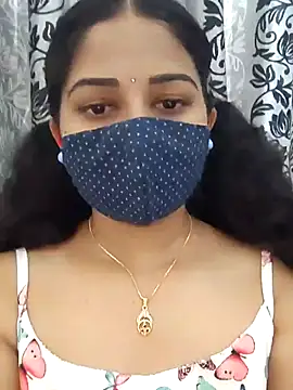 Angleannie online show from September 2025 05:13:02 PM