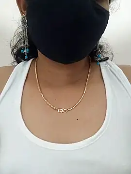 Angleannie online show from October 2025 03:22:02 PM