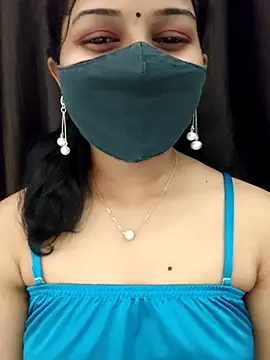 Snapshot of Angleannie chatting on May 2026 04:56:02 PM Angleannie online show from May 2026 04:56:02 PM