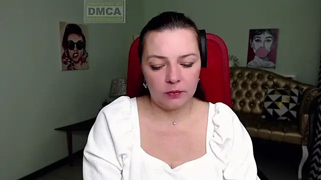 Snapshot of Lily_flower7 chatting on December 2024 03:59:02 AM Lily flower7 online show from December 2024 03:59:02 AM