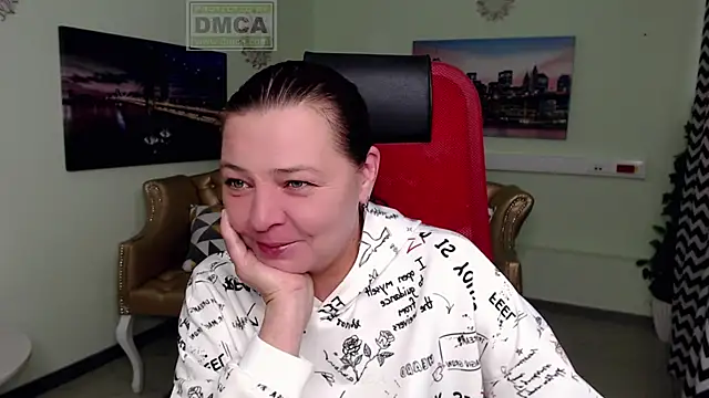 Snapshot of Lily_flower7 chatting on June 2026 04:54:02 AM Lily flower7 online show from June 2026 04:54:02 AM