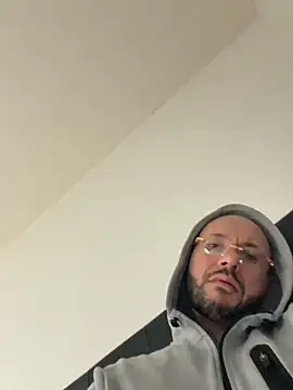 Guitccch online show from February 2026 10:05:02 AM