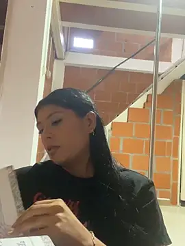 Snapshot of CandyRoxx1_ chatting on March 2026 10:21:02 PM CandyRoxx1 online show from March 2026 10:21:02 PM