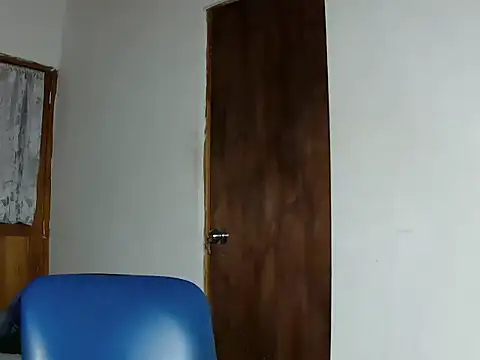 Snapshot of brittanycheeks chatting on October 2025 10:54:02 PM brittanycheeks online show from October 2025 10:54:02 PM