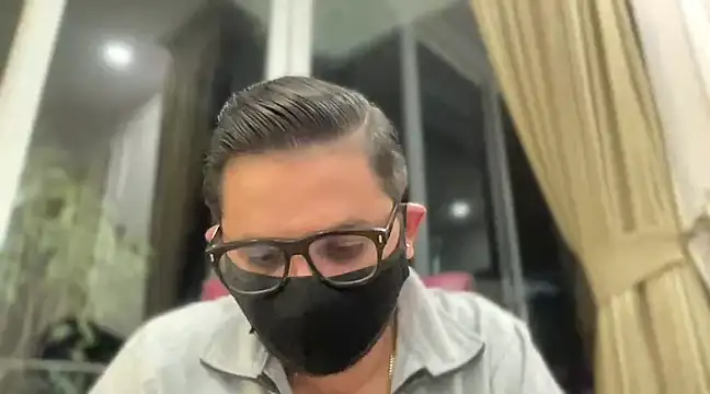 Snapshot of slavekinky001 chatting on February 2025 07:06:02 PM slavekinky001 online show from February 2025 07:06:02 PM