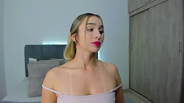 im sarah34 online show from June 2026 02:54:02 AM