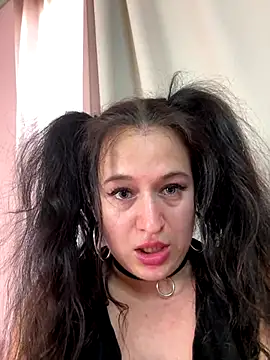 Snapshot of Nastybambi chatting on September 2025 03:45:01 PM Nastybambi online show from September 2025 03:45:01 PM