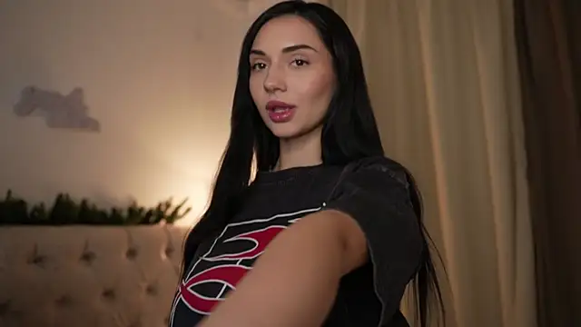 LindaWarners online show from March 2025 10:10:02 PM