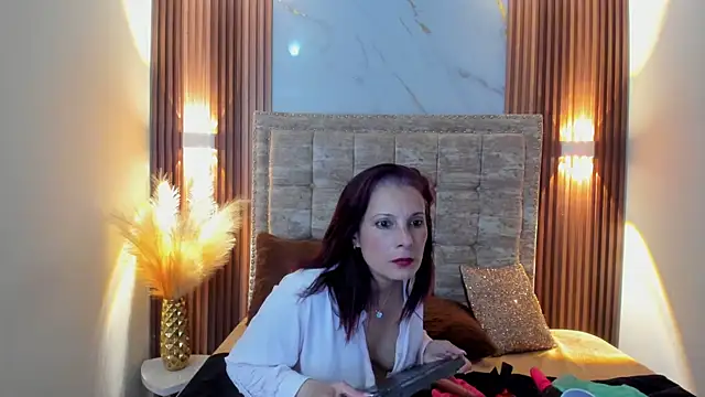 Snapshot of ada_mclaine chatting on February 2025 07:14:02 PM ada mclaine online show from February 2025 07:14:02 PM