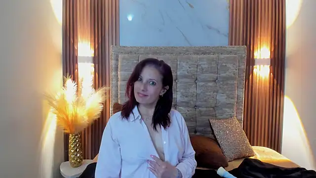 Snapshot of ada_mclaine chatting on February 2025 10:31:01 PM ada mclaine online show from February 2025 10:31:01 PM