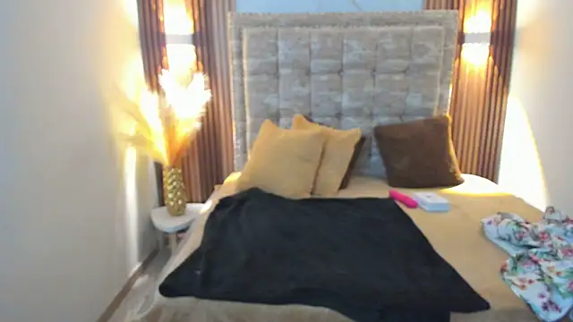 Snapshot of ada_mclaine chatting on March 2025 03:48:02 PM ada mclaine online show from March 2025 03:48:02 PM