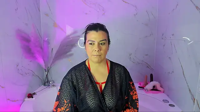 martina foxy  online show from February 2025 12:24:02 PM