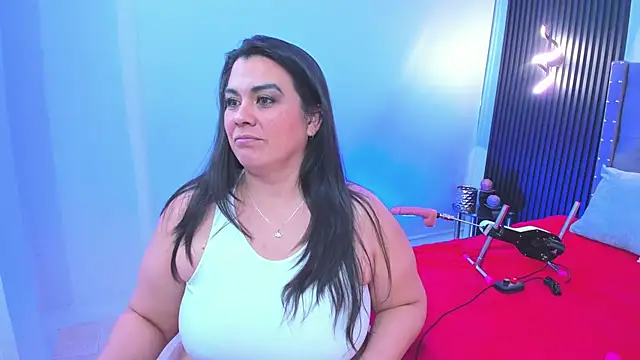 martina foxy  online show from October 2025 12:12:02 AM