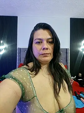 martina foxy  online show from March 2026 12:12:02 PM