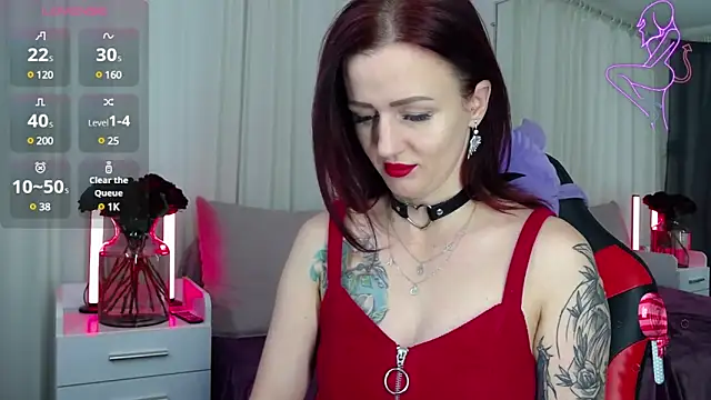 Snapshot of ElisaJane chatting on December 2024 11:24:02 PM ElisaJane online show from December 2024 11:24:02 PM