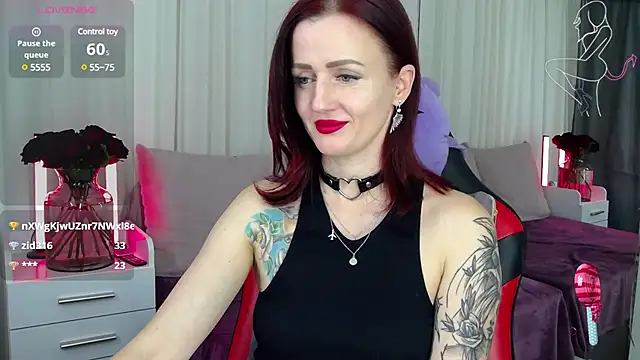 Snapshot of ElisaJane chatting on December 2024 02:31:01 AM ElisaJane online show from December 2024 02:31:01 AM