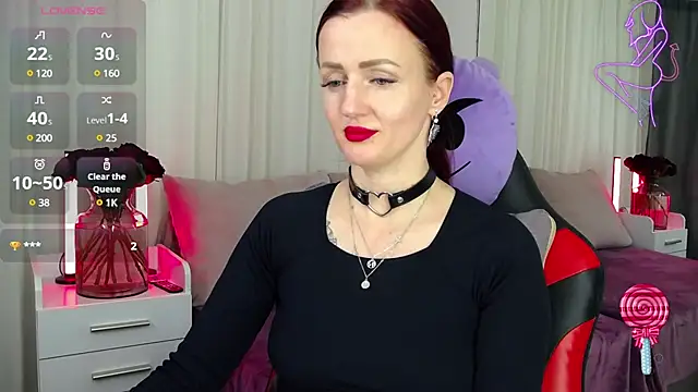 Snapshot of ElisaJane chatting on December 2024 01:40:01 AM ElisaJane online show from December 2024 01:40:01 AM