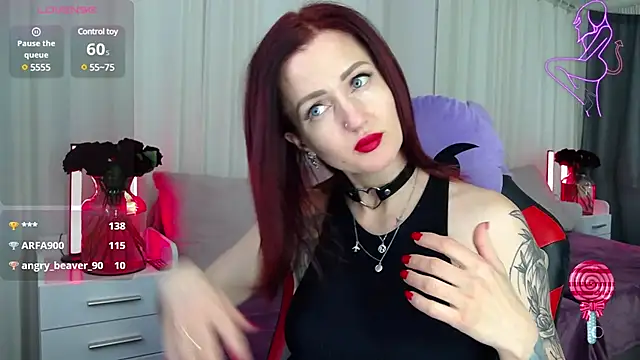 Snapshot of ElisaJane chatting on December 2024 07:15:02 AM ElisaJane online show from December 2024 07:15:02 AM