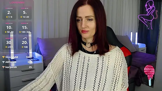 Snapshot of ElisaJane chatting on December 2024 12:48:02 AM ElisaJane online show from December 2024 12:48:02 AM