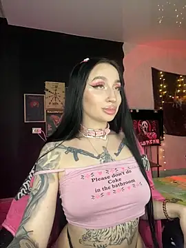 Molly  Moon online show from December 2024 08:36:02 AM