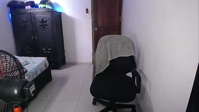 Snapshot of Sxntisaul__ chatting on February 2025 09:36:01 PM Sxntisaul online show from February 2025 09:36:01 PM