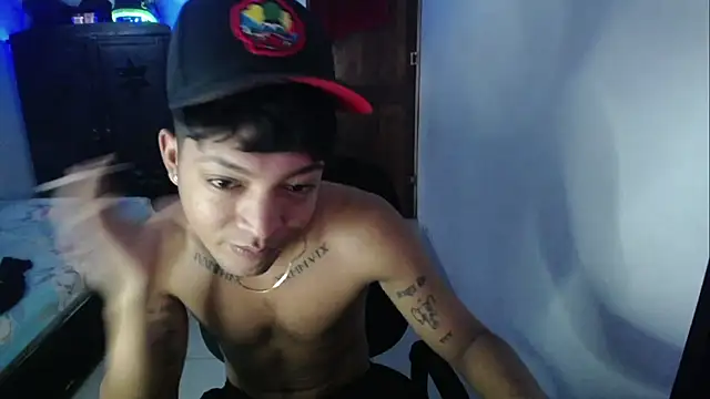 Snapshot of Sxntisaul__ chatting on February 2025 11:28:02 AM Sxntisaul online show from February 2025 11:28:02 AM