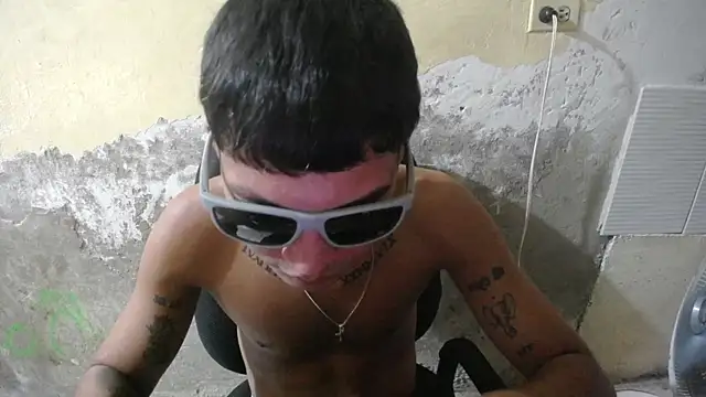 Snapshot of Sxntisaul__ chatting on December 2025 08:27:02 PM Sxntisaul online show from December 2025 08:27:02 PM