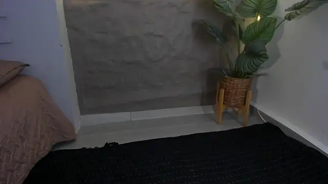 Isa  Blanc online show from January 2025 03:02:02 AM