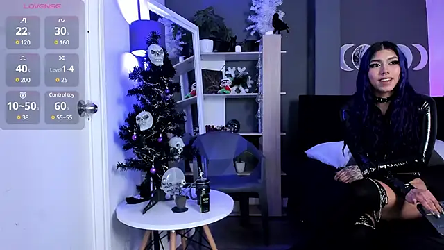 Raven Witch  online show from December 2024 08:02:01 PM