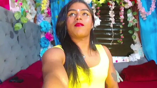 Snapshot of Karly_coffe chatting on April 2026 04:02:02 AM Karly coffe online show from April 2026 04:02:02 AM