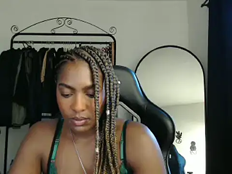Snapshot of marisilva_br chatting on February 2025 09:02:01 PM marisilva br online show from February 2025 09:02:01 PM