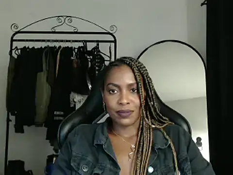 Snapshot of marisilva_br chatting on March 2025 12:11:02 AM marisilva br online show from March 2025 12:11:02 AM